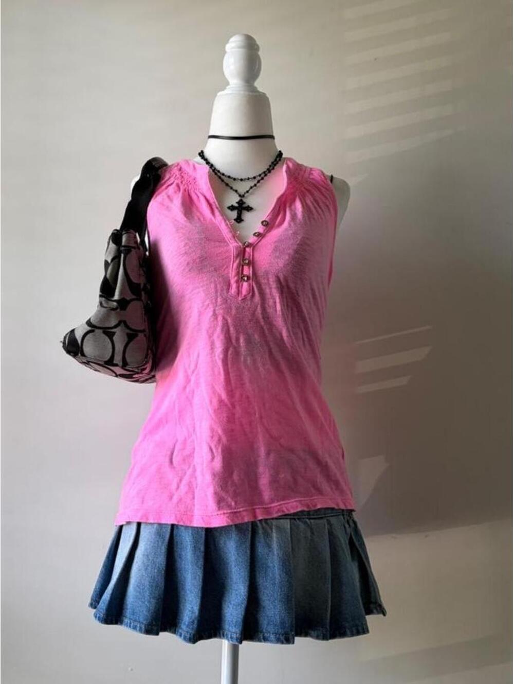 Lilly Pulitzer Pink Henley Tank Top Y2K Preppy Coastal Barbiecore Sleeveless
